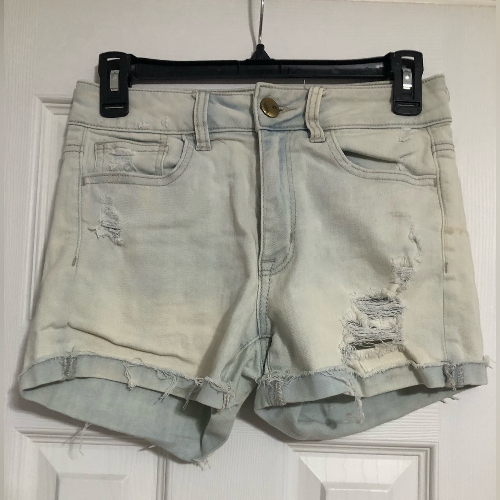 American Eagle hi rise shortie distressed light wash jean shorts size 4